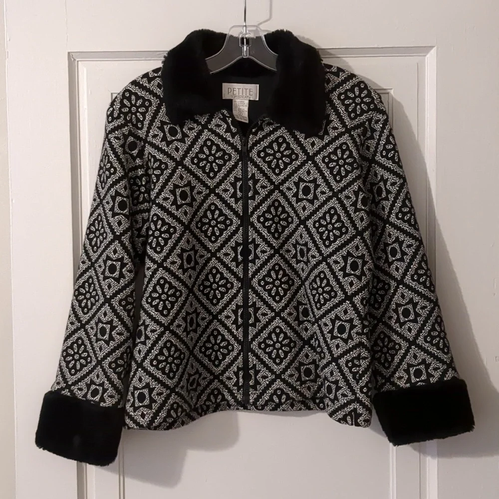 Faux Fur Quilted Jacket Collar Cuffs Black and White Artsy Petite Small